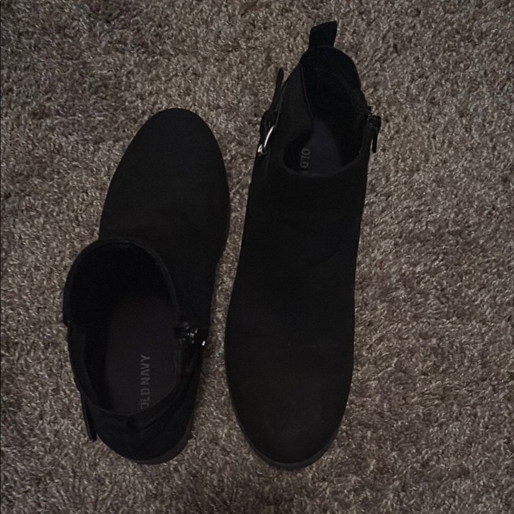 Old Navy Black Ankle Booties Sleek Minimalist Design